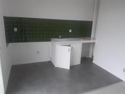 Louer Appartement 50 m2 Chatre