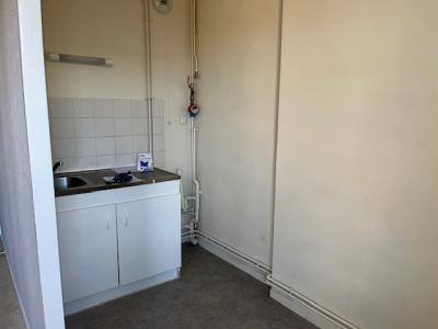 For rent Chatre 1 room 32 m2 Indre (36400) photo 3