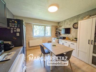 For sale Tour 2 rooms 39 m2 Haute savoie (74250) photo 2