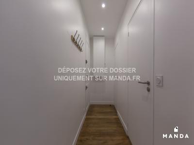 For rent Paris-18eme-arrondissement 2 rooms 39 m2 Paris (75018) photo 3