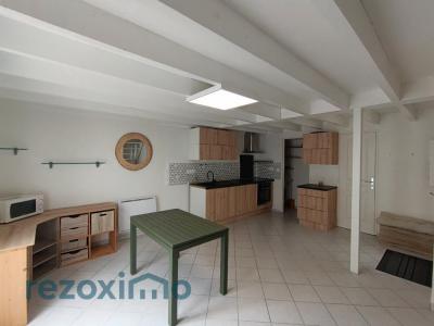 For sale Saujon 3 rooms 54 m2 Charente maritime (17600) photo 4