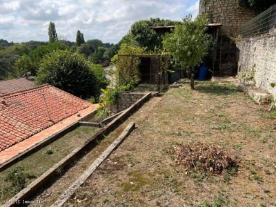 For sale Ruffec 6 rooms 100 m2 Charente (16700) photo 3