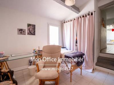 For sale Marignane 5 rooms 140 m2 Bouches du Rhone (13700) photo 4