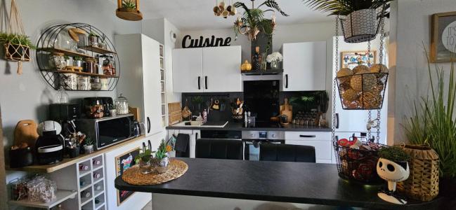 For sale Toulon 4 rooms 80 m2 Var (83200) photo 2