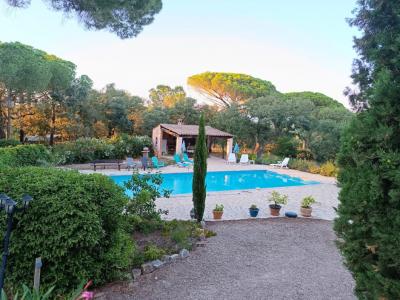 For sale Roquebrune-sur-argens 13 rooms 398 m2 Var (83520) photo 3