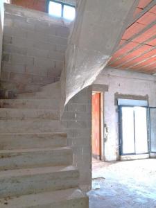 For sale Paulhan 2 rooms 145 m2 Herault (34230) photo 4