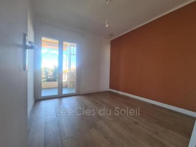 For sale Bandol 4 rooms 88 m2 Var (83150) photo 3