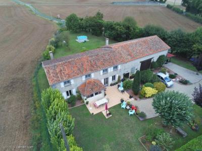 For sale Villefagnan 7 rooms 174 m2 Charente (16240) photo 1