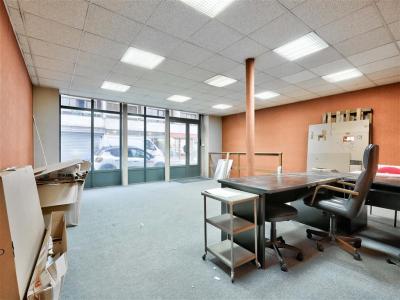 Acheter Local commercial 145 m2 Paris-18eme-arrondissement