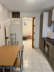 For sale CENTRE VILLE 1 room 24 m2 Herault (34140) photo 3