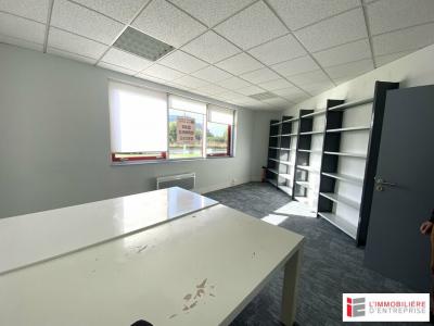 Louer Bureau 75 m2 Saint-gregoire