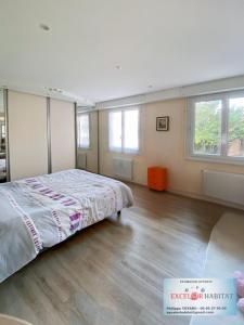 For sale Macon 4 rooms 103 m2 Saone et loire (71000) photo 4