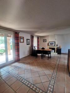 For sale Muy 7 rooms 137 m2 Var (83490) photo 2