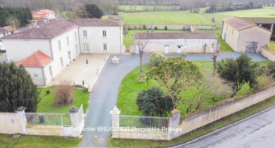 For sale Saint-jean-de-liversay 10 rooms 335 m2 Charente maritime (17170) photo 1