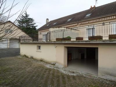 Acheter Immeuble Gien 353600 euros