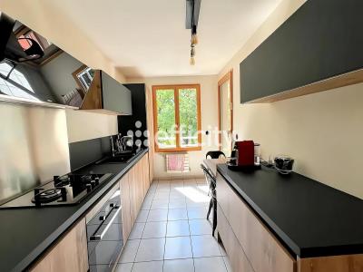 For sale Villeurbanne 4 rooms 91 m2 Rhone (69100) photo 3