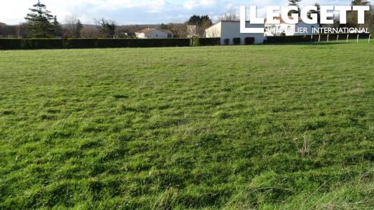 For sale Brie 989 m2 Charente (16590) photo 0