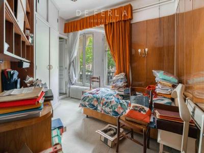 For sale Paris-7eme-arrondissement 5 rooms 129 m2 Paris (75007) photo 3