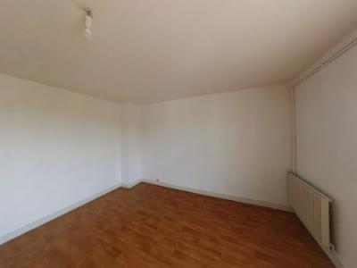 For rent Mehun-sur-yevre 3 rooms 75 m2 Cher (18500) photo 3