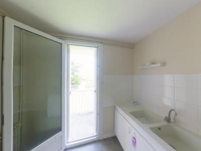 For rent Mehun-sur-yevre 3 rooms 75 m2 Cher (18500) photo 4