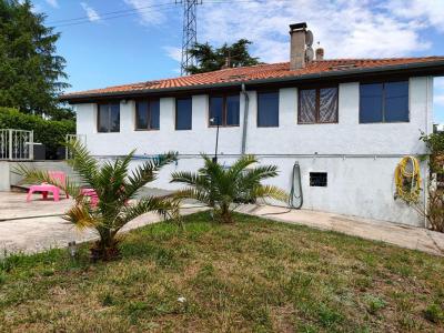 For sale Yvrac 6 rooms 126 m2 Gironde (33370) photo 0