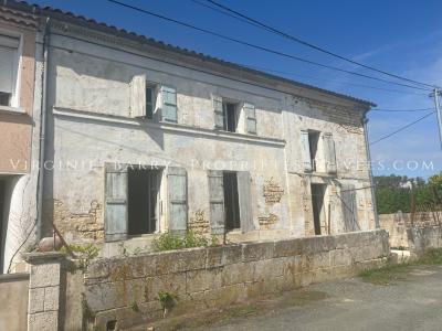 For sale Bords 5 rooms 124 m2 Charente maritime (17430) photo 3