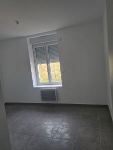 For rent Grigny 3 rooms 65 m2 Rhone (69520) photo 3