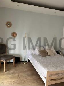 For sale Vitrolles 4 rooms 97 m2 Bouches du Rhone (13127) photo 2