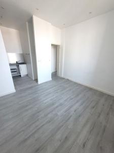 For rent Marseille-10eme-arrondissement 3 rooms 45 m2 Bouches du Rhone (13010) photo 1