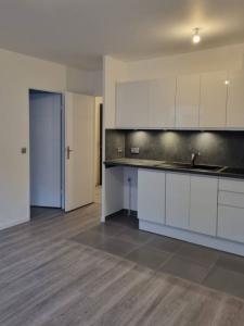 For rent Saint-cyr-l'ecole 2 rooms 39 m2 Yvelines (78210) photo 1