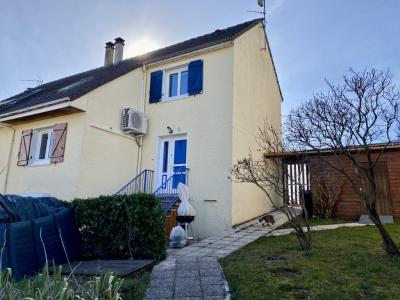 For sale Commelle-vernay 5 rooms 96 m2 Loire (42120) photo 3