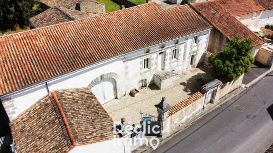 For sale Balzac 5 rooms 118 m2 Charente (16430) photo 0