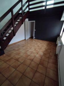 Annonce Location 2 pices Appartement Douzy 08