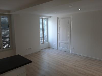 For rent Villefranche-sur-saone 2 rooms 44 m2 Rhone (69400) photo 2