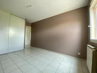 Louer Appartement Roquemaure Gard