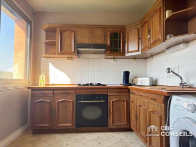 For sale Clermont-ferrand 4 rooms 68 m2 Puy de dome (63000) photo 3