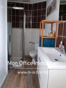 For sale Auriol 4 rooms 90 m2 Bouches du Rhone (13390) photo 4