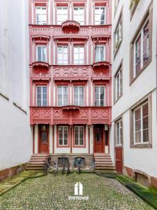 For sale Strasbourg 7 rooms 206 m2 Bas rhin (67000) photo 1