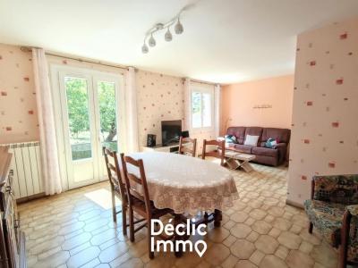 For sale Saintes 4 rooms 104 m2 Charente maritime (17100) photo 1