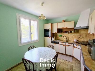 For sale Saintes 4 rooms 104 m2 Charente maritime (17100) photo 3