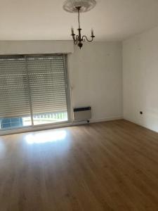 For rent Bordeaux 2 rooms 50 m2 Gironde (33000) photo 1