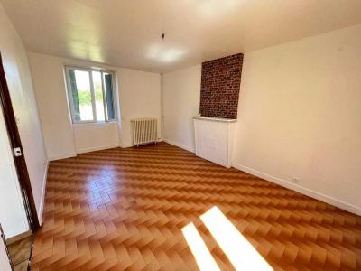 For sale Neuillay-les-bois 4 rooms 75 m2 Indre (36500) photo 3