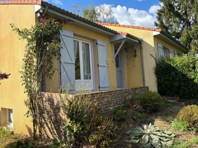 For sale Chemille 5 rooms 95 m2 Maine et loire (49120) photo 3