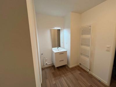 For rent Poitiers 4 rooms 77 m2 Vienne (86000) photo 3