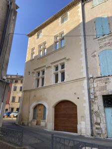 For sale Pont-saint-esprit 6 rooms 150 m2 Gard (30130) photo 2