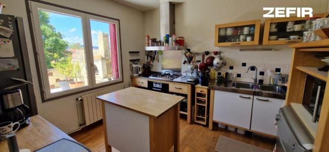 For sale Pierrelatte 5 rooms 155 m2 Drome (26700) photo 4