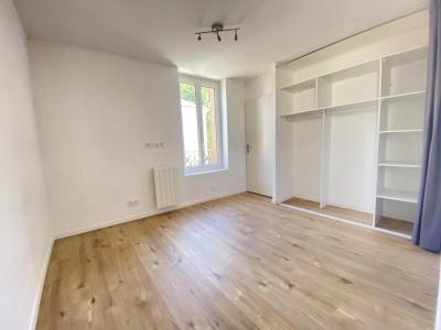 For sale Vichy 2 rooms 50 m2 Allier (03200) photo 0