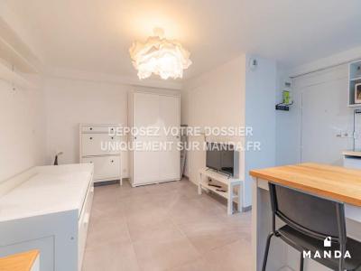 Louer Appartement Paris-9eme-arrondissement 1022 euros