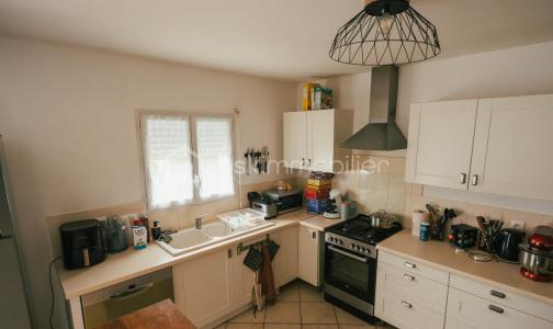 For sale Gua 5 rooms 103 m2 Charente maritime (17600) photo 3