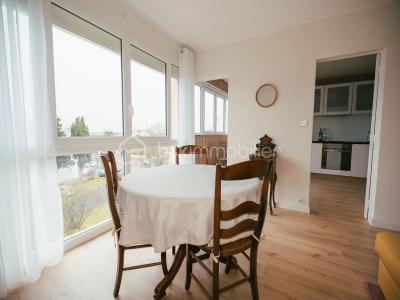 For sale Royan 3 rooms 63 m2 Charente maritime (17200) photo 0